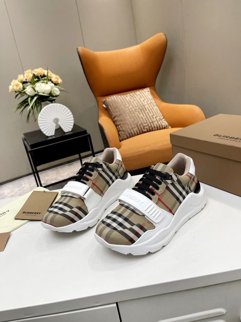 Burberry Low Shoes